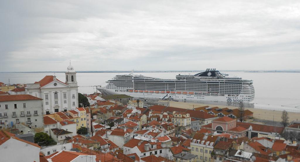 Apartamento Alfama 28 Lisbon Luaran gambar
